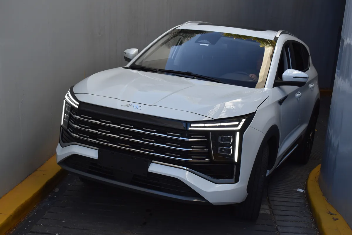 JAC JS8 PRO 1.5TGCDI 7DCT 182HP 300NM