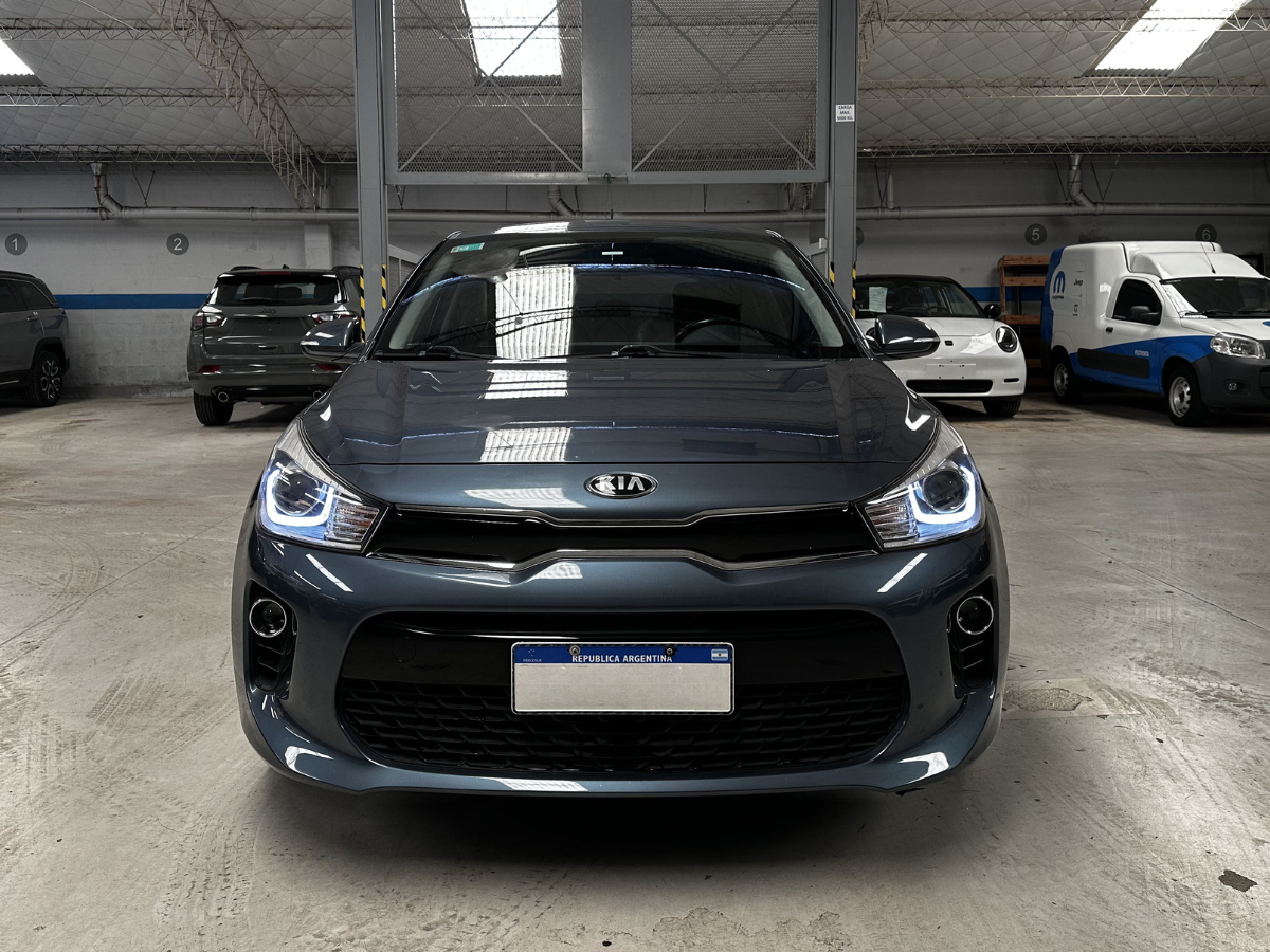KIA RIO SX 4AT  SX 4AT